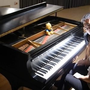 护士脱了精光让人吃㊙️奶小说
